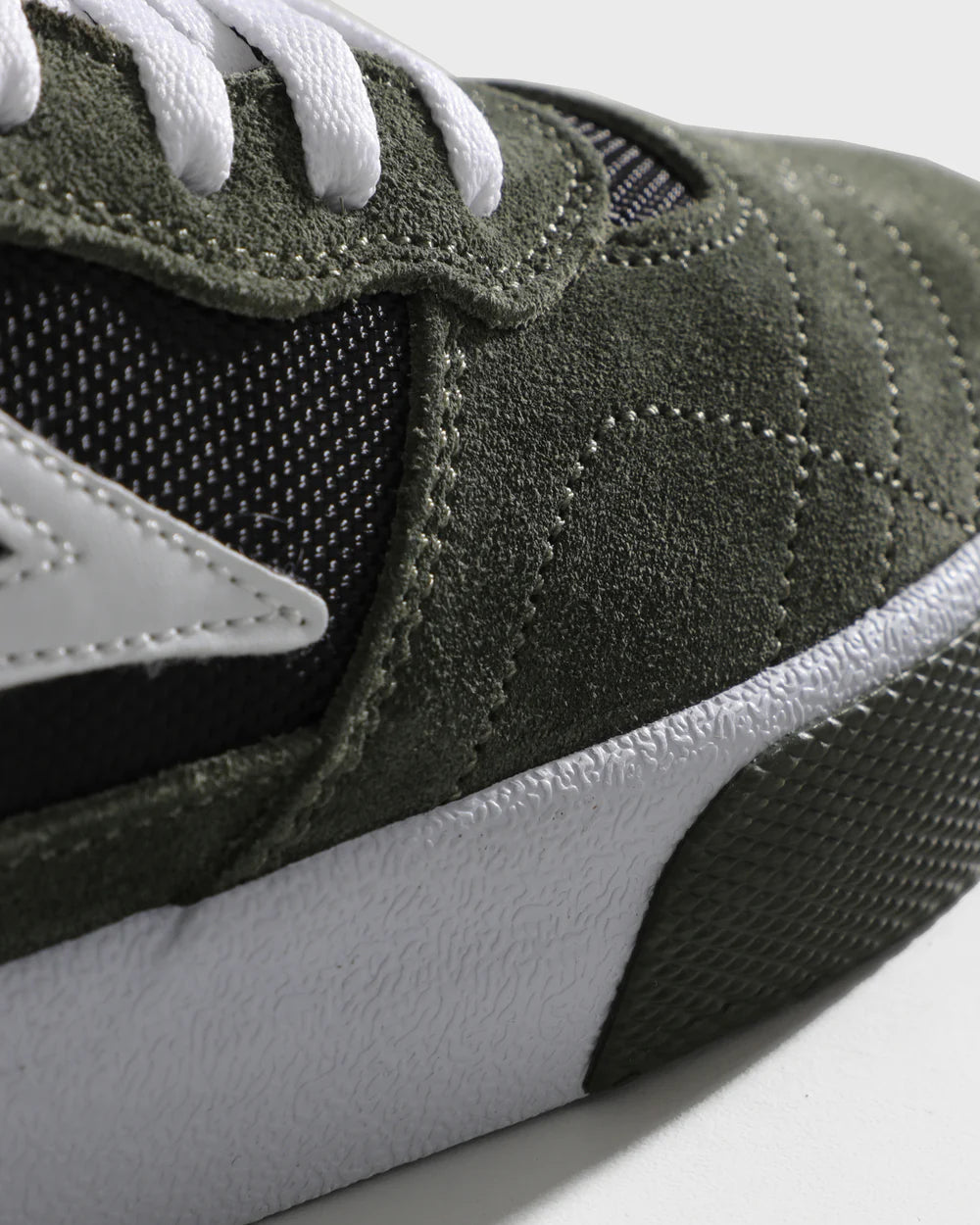 CAMBRIDGE COVERT GREEN BLACK WHITE