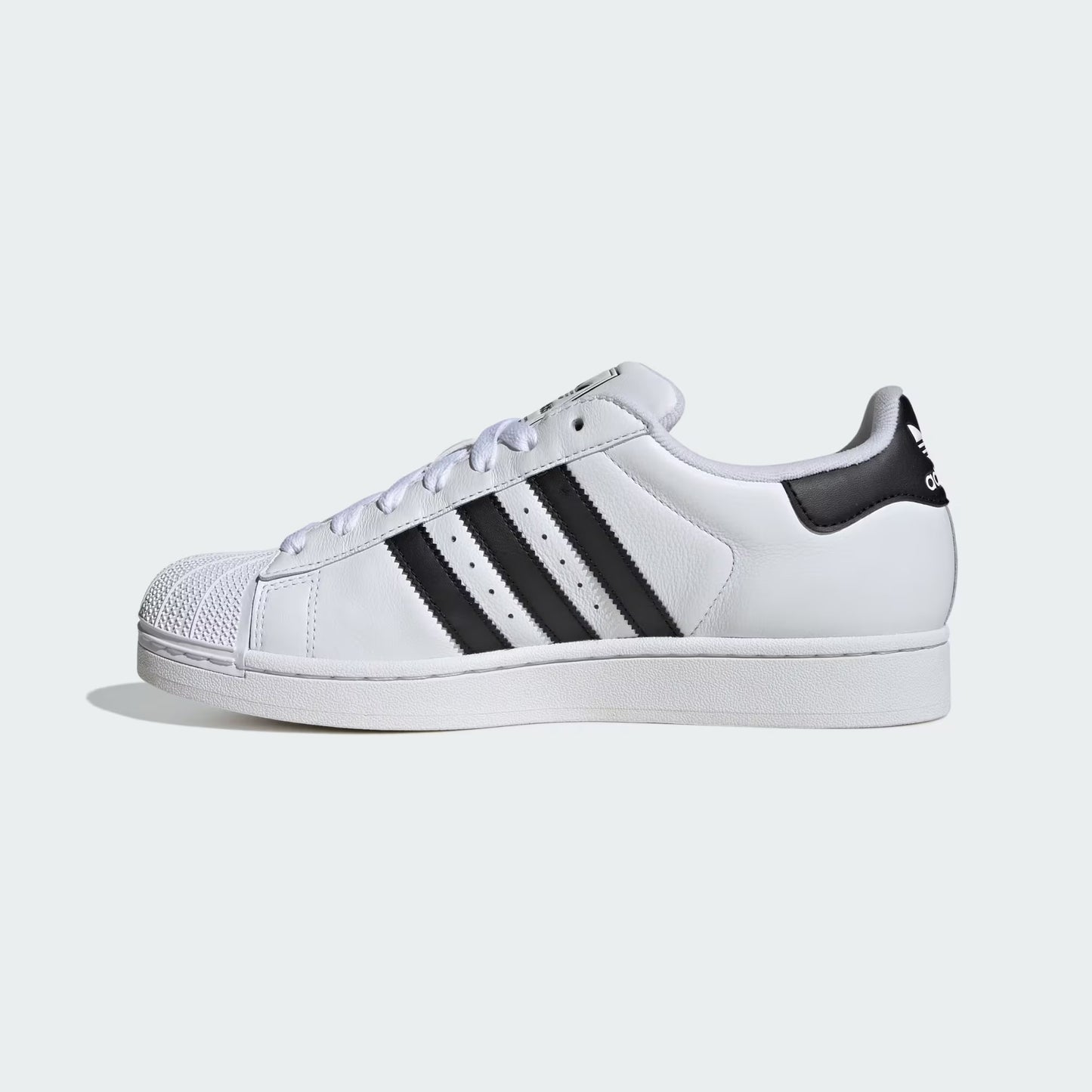 SUPERSTAR