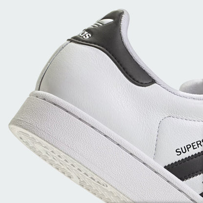SUPERSTAR