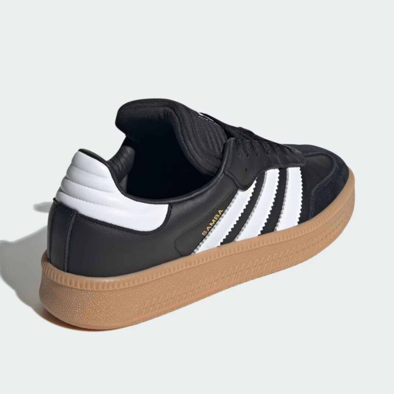 SAMBA XLG BLACK WHITE GUM