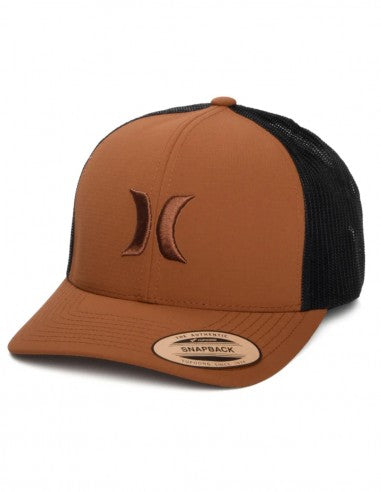 M DEL MAR TRUCKER