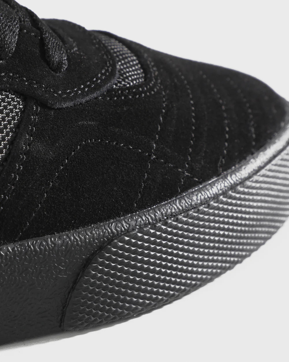 CAMBRIDGE BLACK BLACK SUEDE